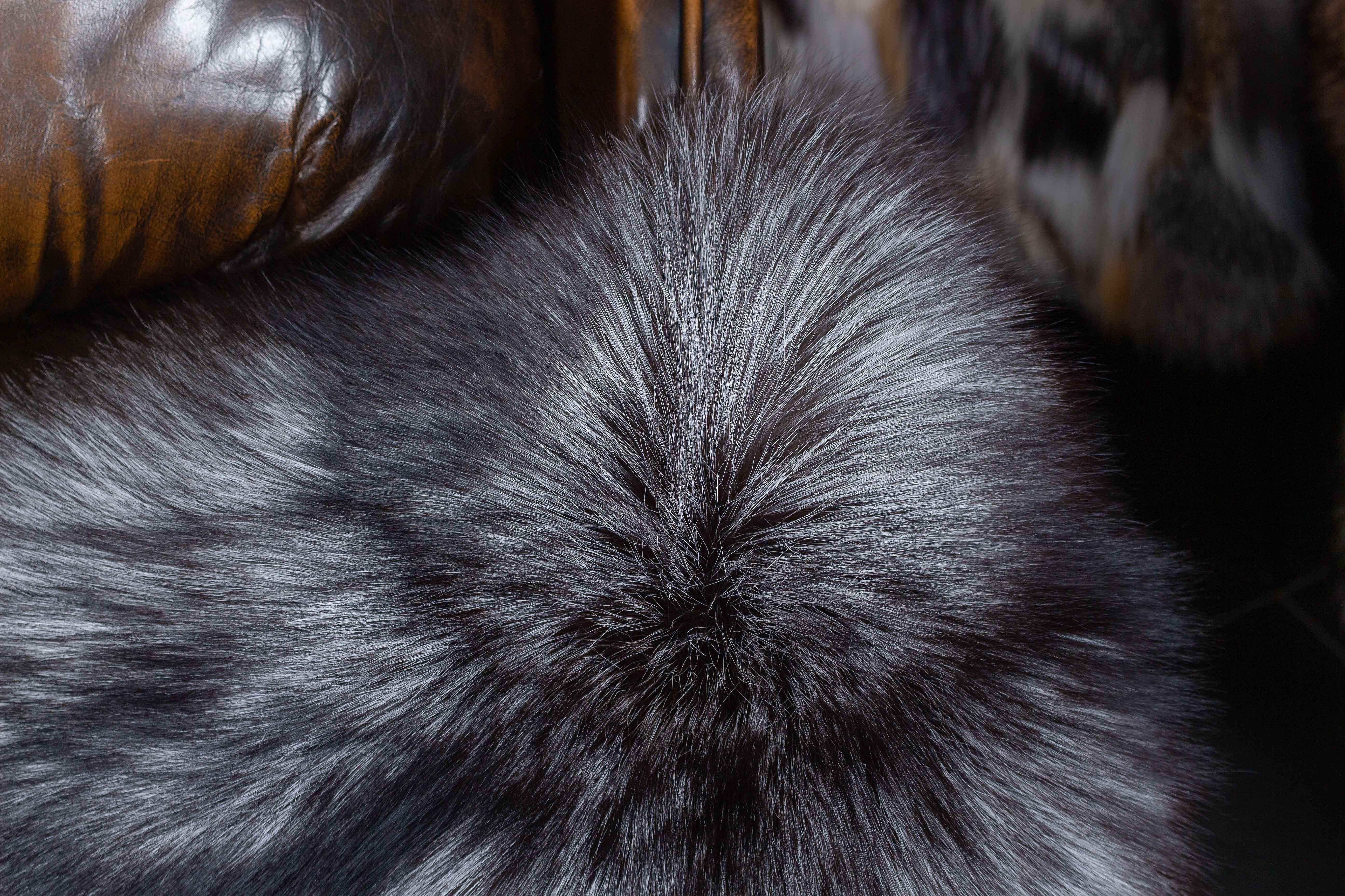 Skandinavisches Silberfuchs Pelzkissen - Einseitig Fell