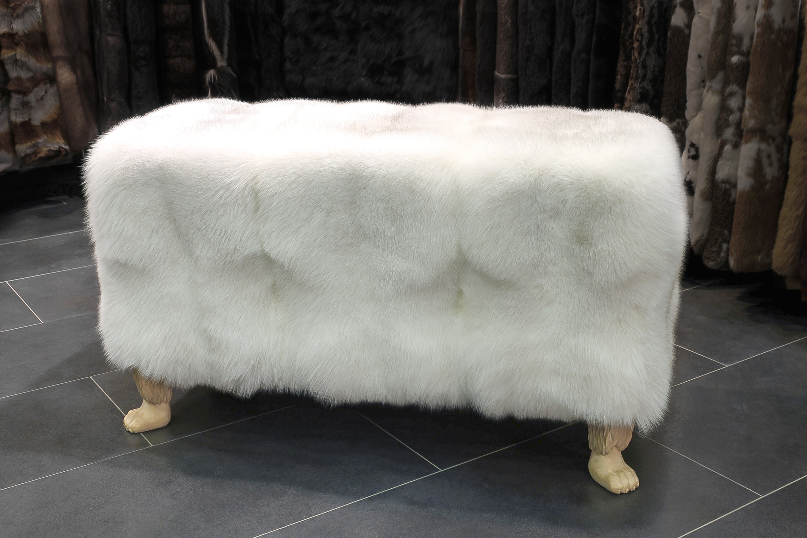 1-1923-Shadow-Fuchs-Bank-L-wen-Holzf-ssenwwVI963TPEi2M Shadow Fuchs Bank mit Löwen Holzfüßen