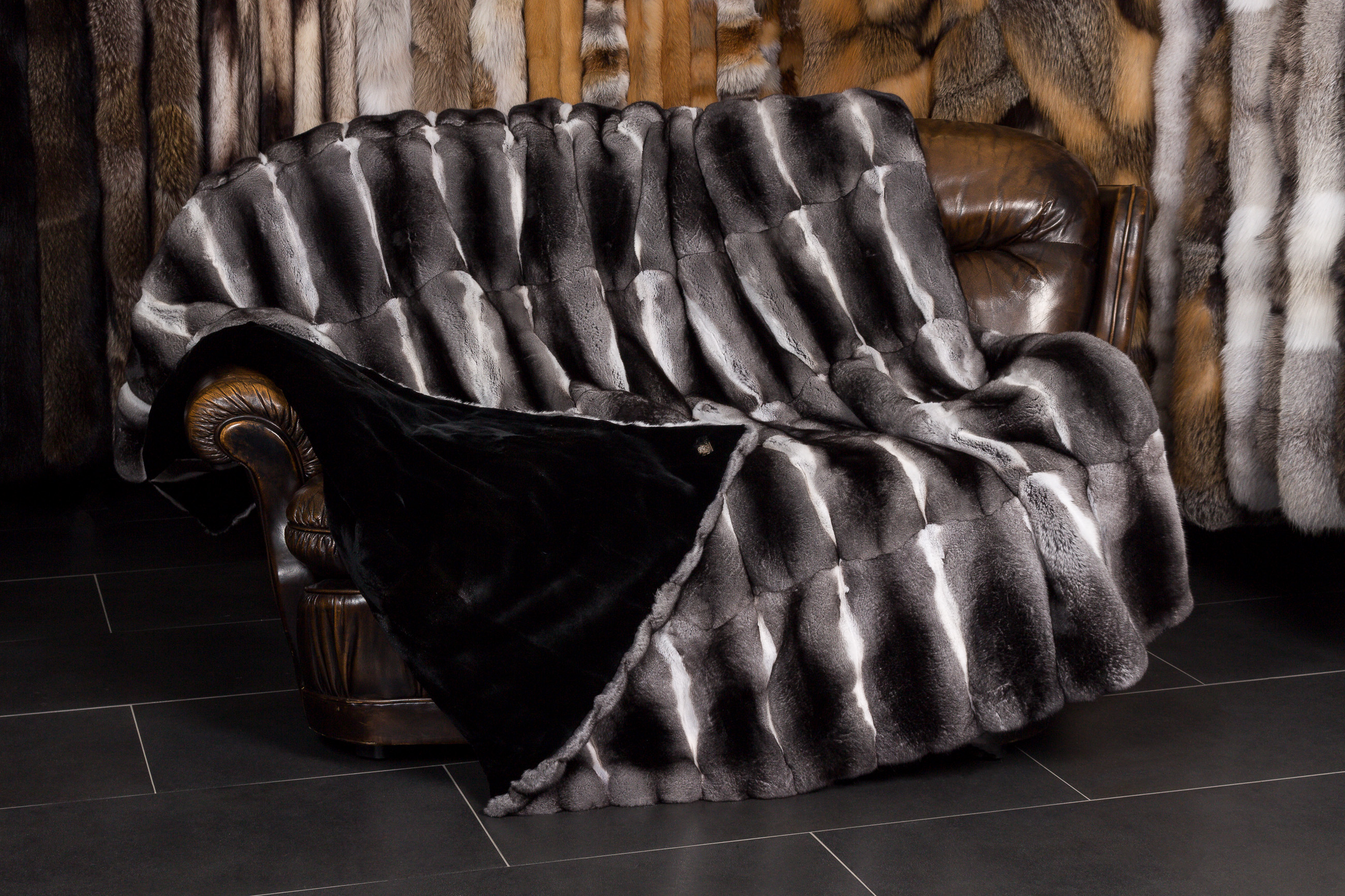 7-1303-Chinchilla-Pelzdecke-Toplot-2017-Kolinsky-Rueckabfuetterung Edelste Chinchilla Pelzdecke -TOPLOT - Kopenhagen Fur