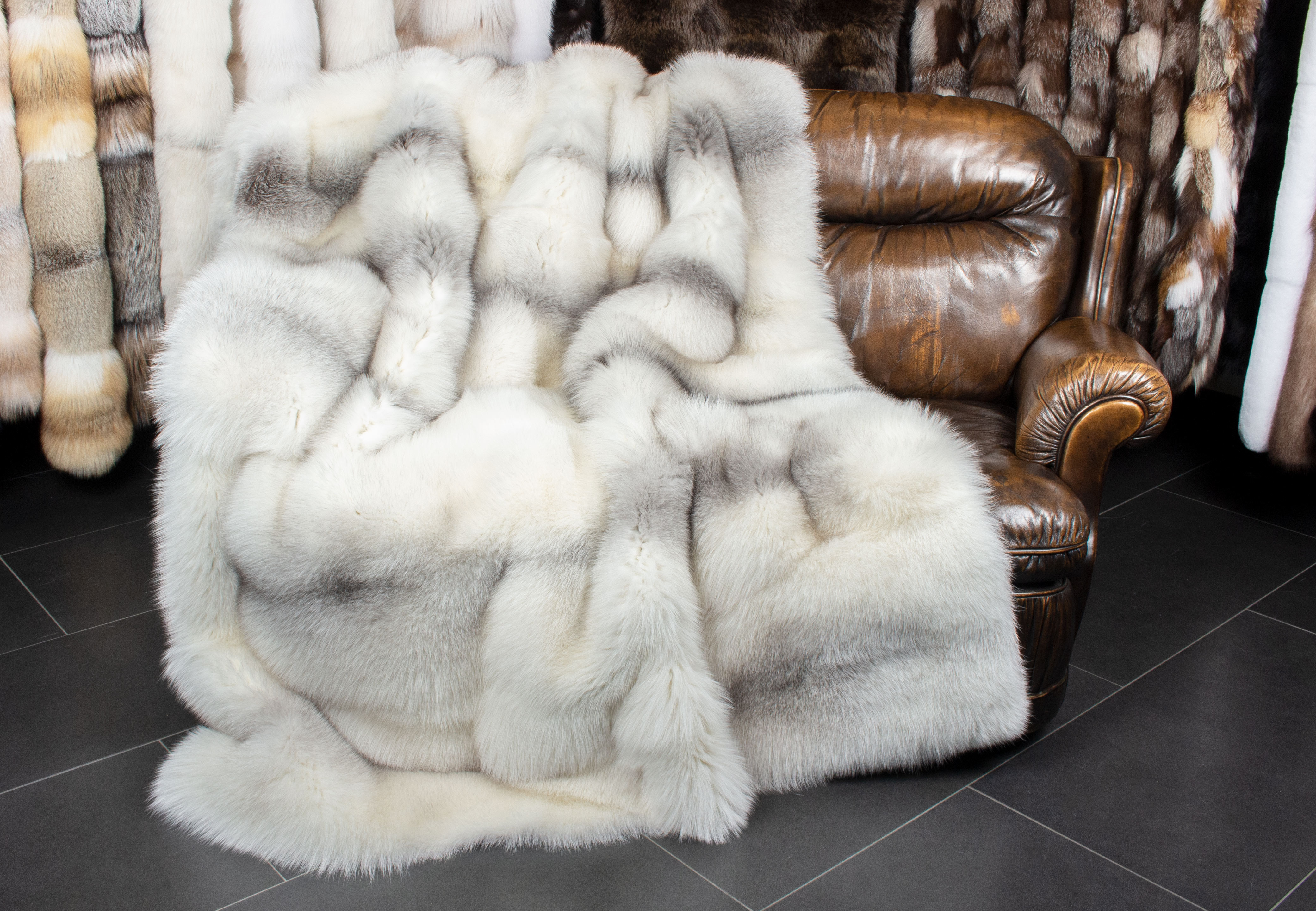 4-4443-Arctic-Marble-Frost-Fuchs-Felldecke-Echtfell-Naturfell Arctic Marble Frost Fuchs Felldecke