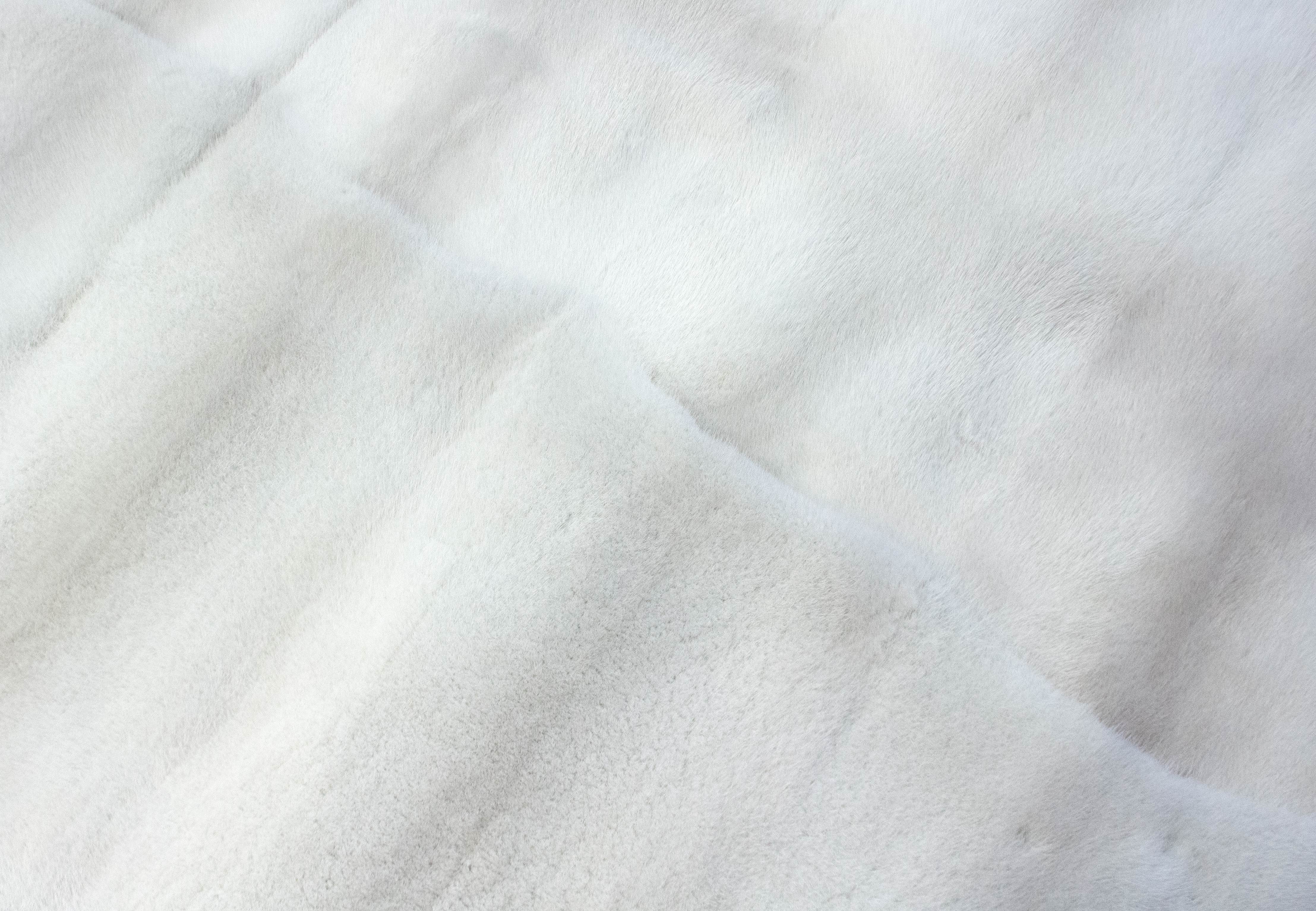 Fellteppich aus Violett Nerzen
