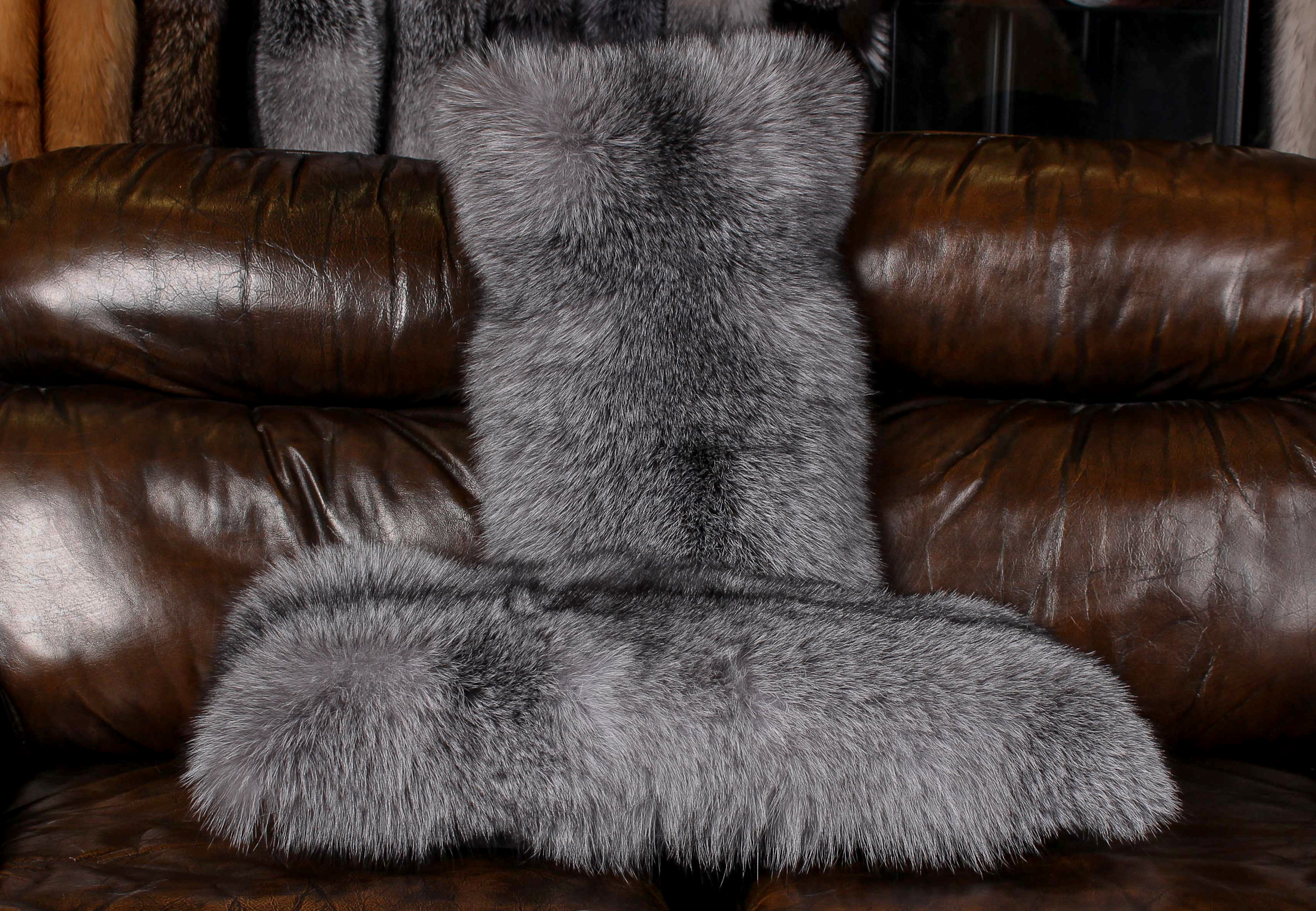 Blue Frost Fuchs Pelzkissen (SAGA Fur)