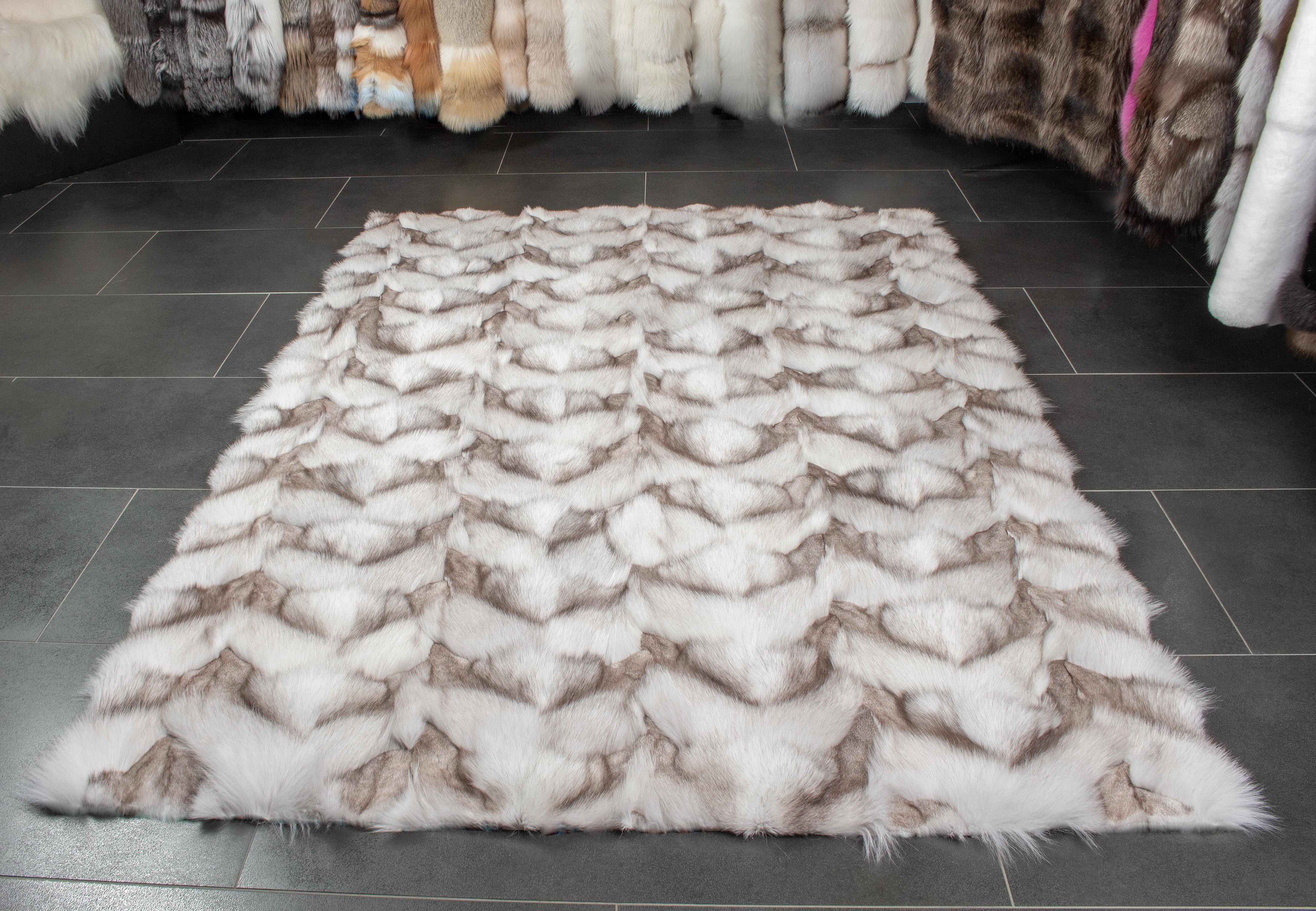 Natureller Blaufuchsseiten Fellteppich Natureller Blaufuchsseiten Fellteppich