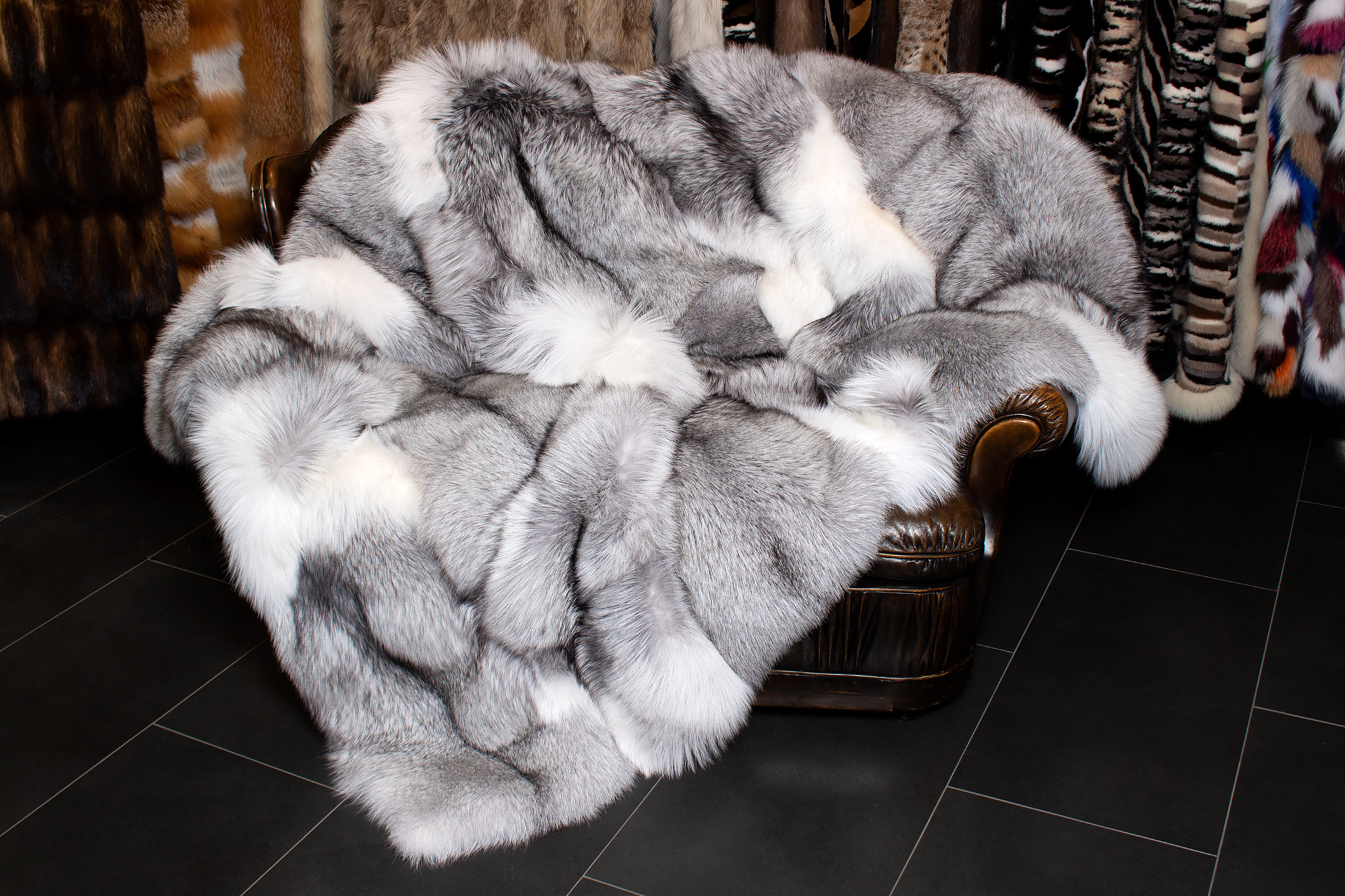 Platinum Fuchs Echtpelz Kuscheldecke - TOP LOT 2019