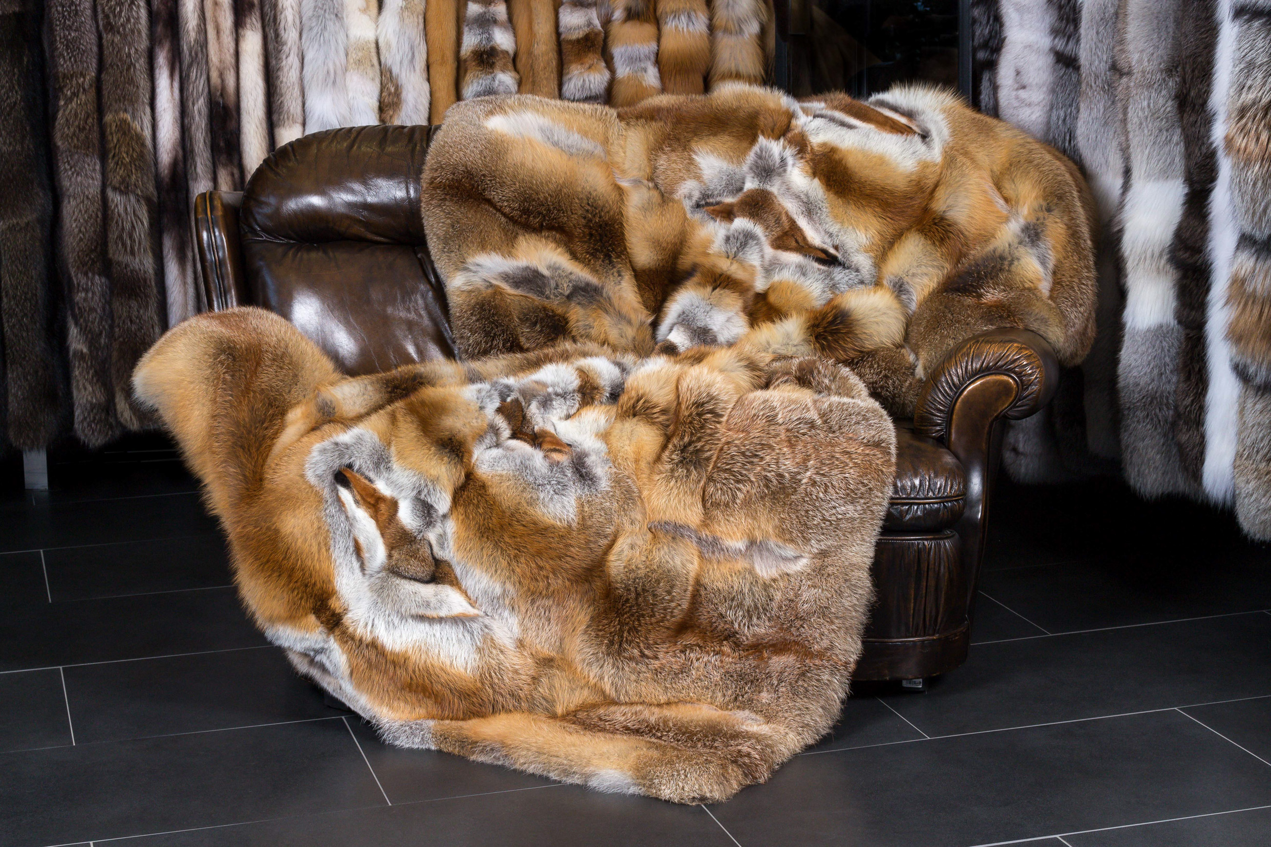 4-516-H-Europ-ische-Rotfuchs-Felldecke-Lars-Paustian Europäische Rotfuchs Felldecke "Alm Style"