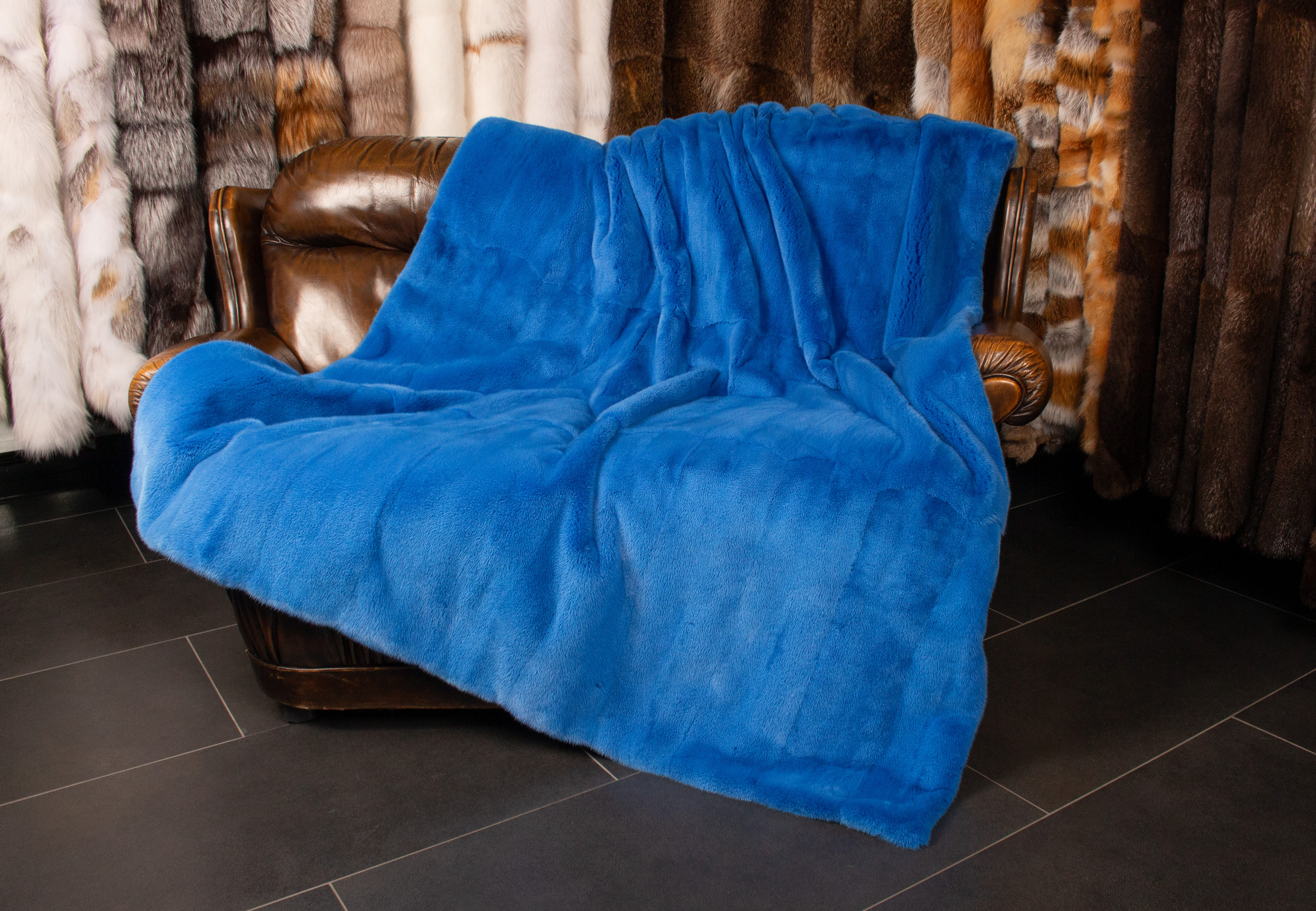 Edle Nerz Felldecke in Blau