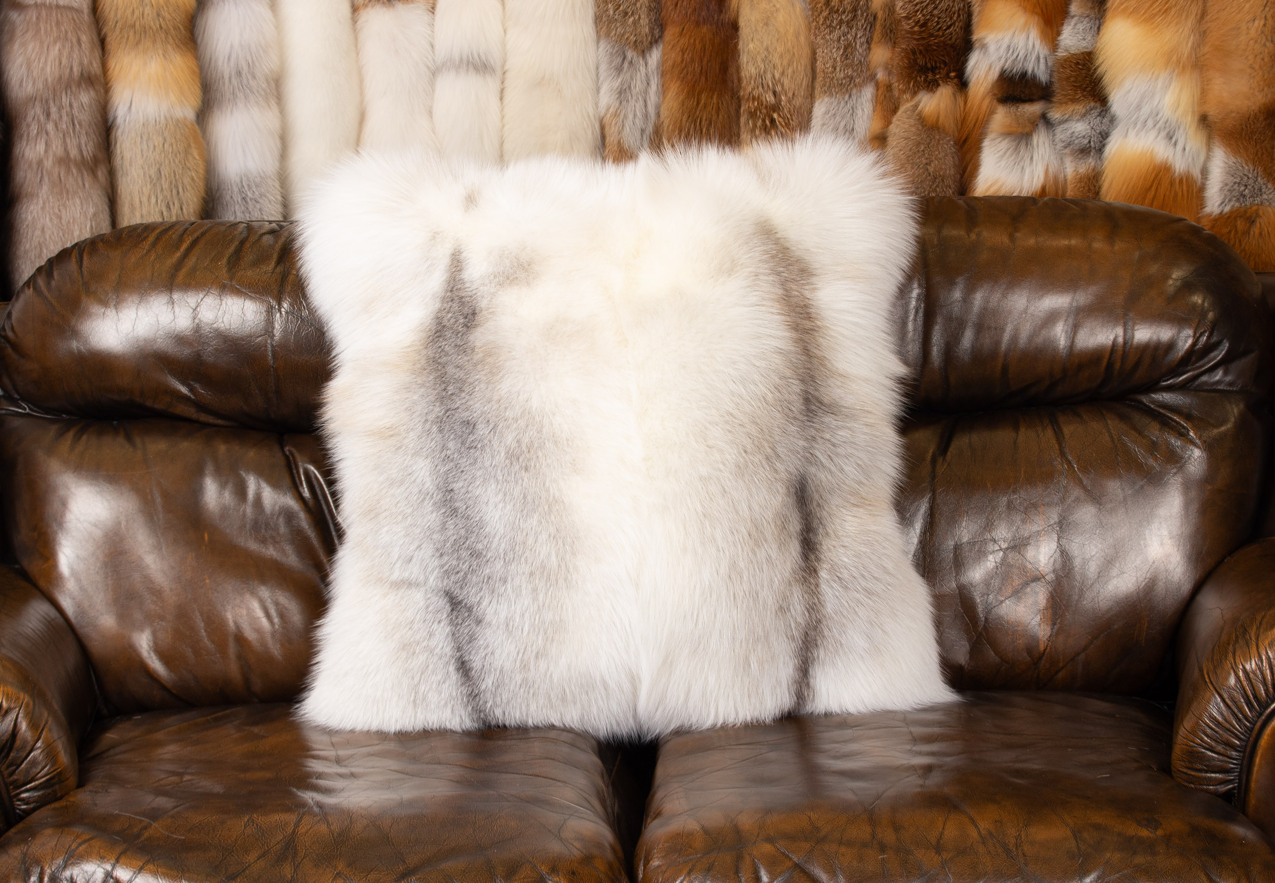 Echtes Fellkissen aus Sun Glo Fuchs Echtes Fellkissen aus Sun Glo Fuchs