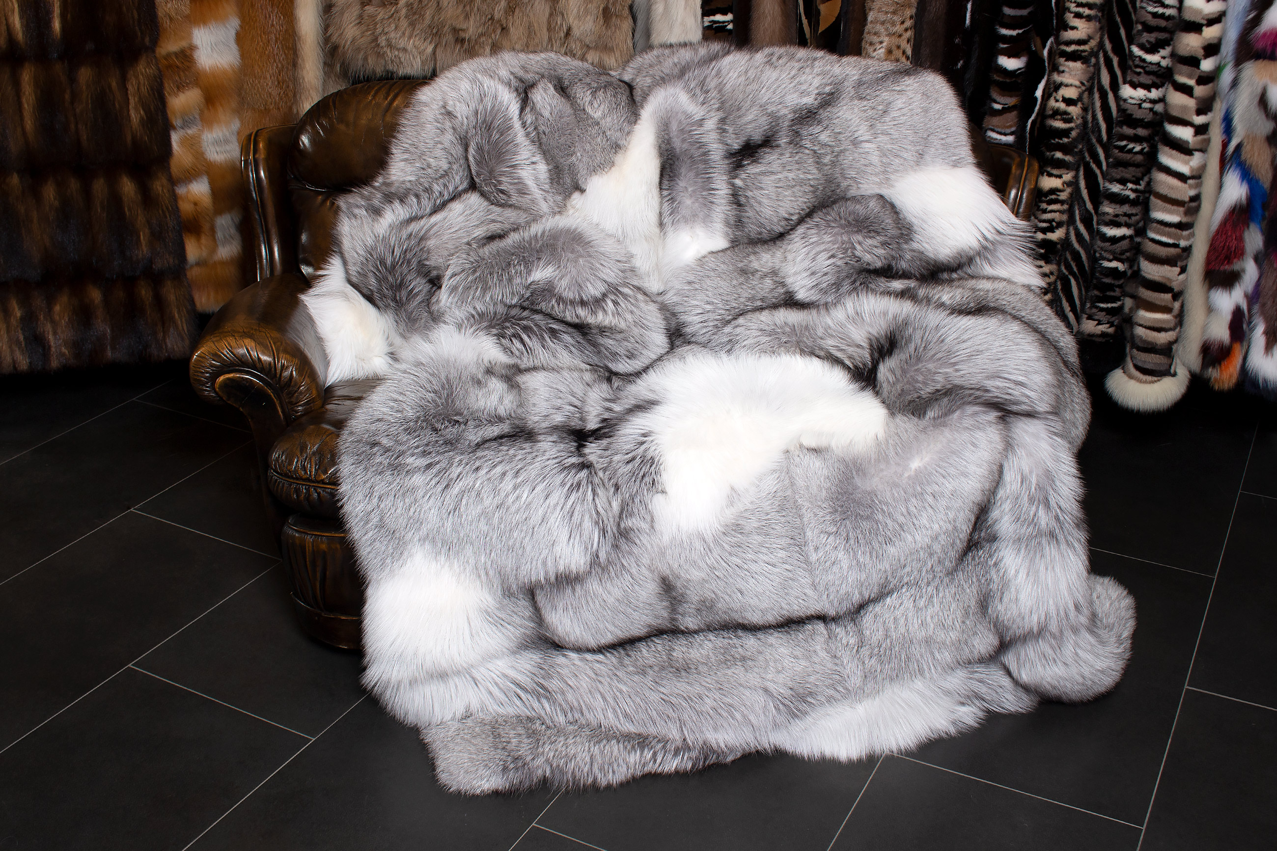 Platinum Fuchs Echtpelz Kuscheldecke - TOP LOT 2019