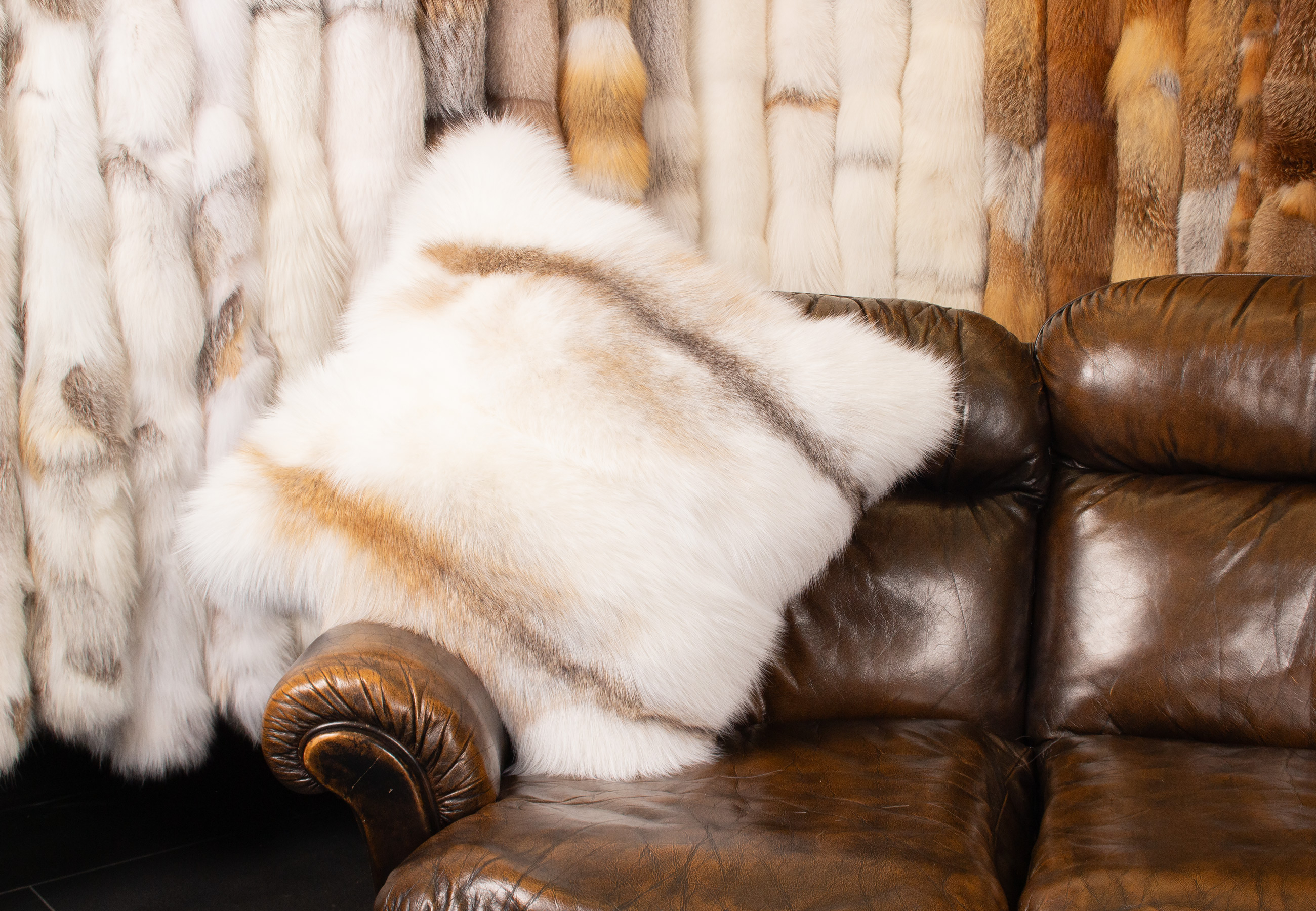 Edles Sun Glo Pelzkissen Edles Sun Glo Pelzkissen