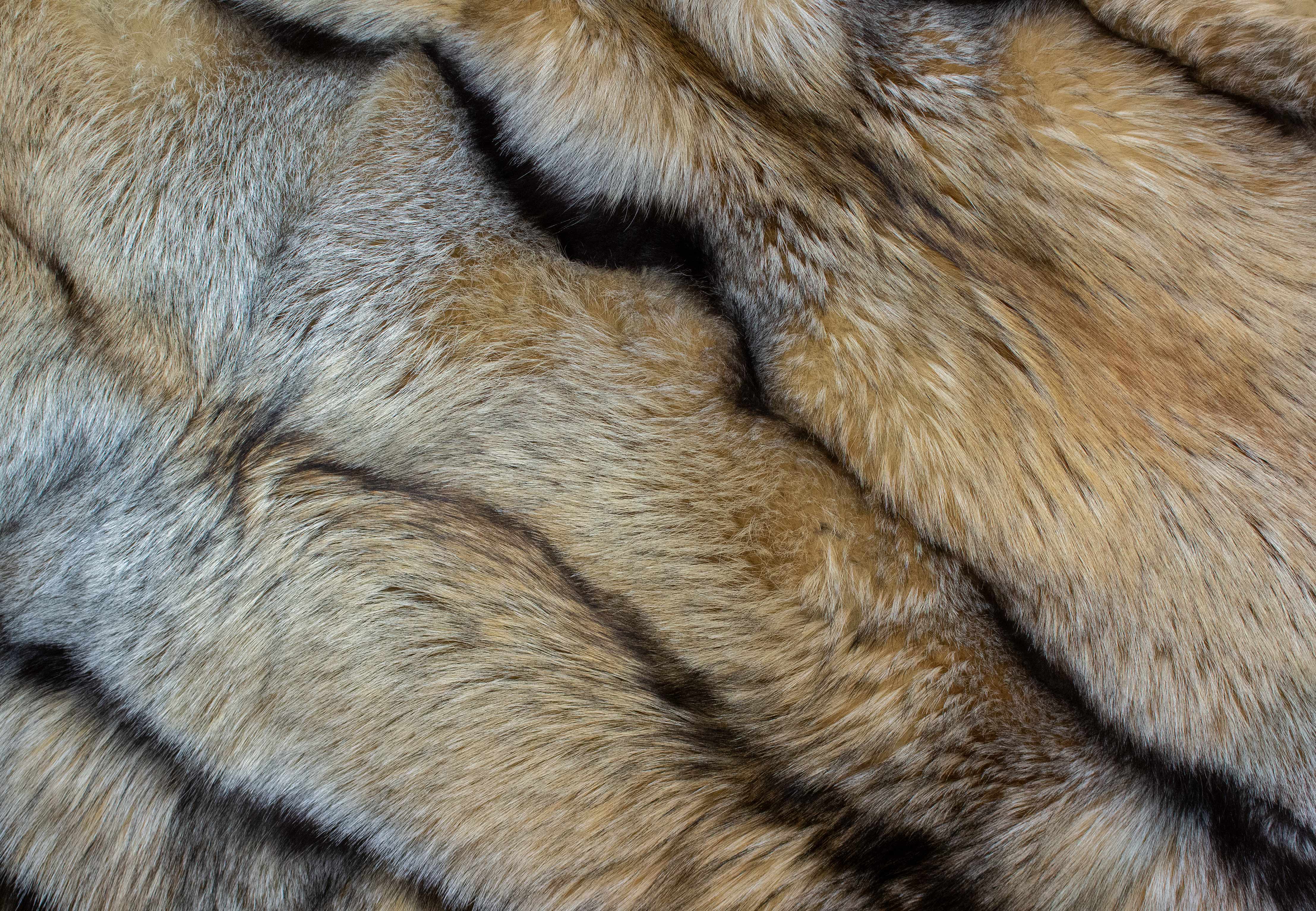 Smokey Fuchs Fellteppich "Golden Sparkle"