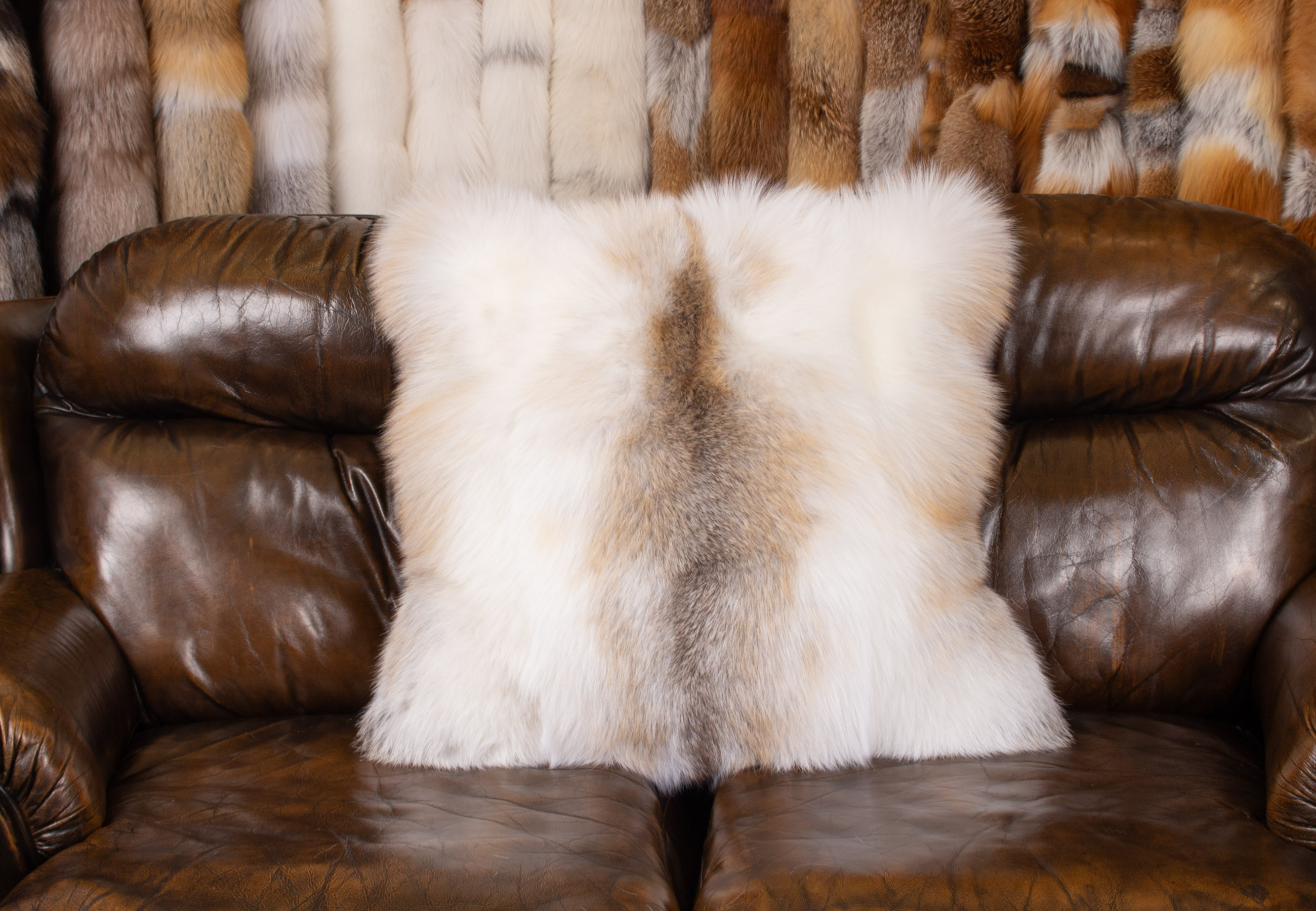 Pelzkissen aus Sun Glo Fuchs Pelzkissen aus Sun Glo Fuchs