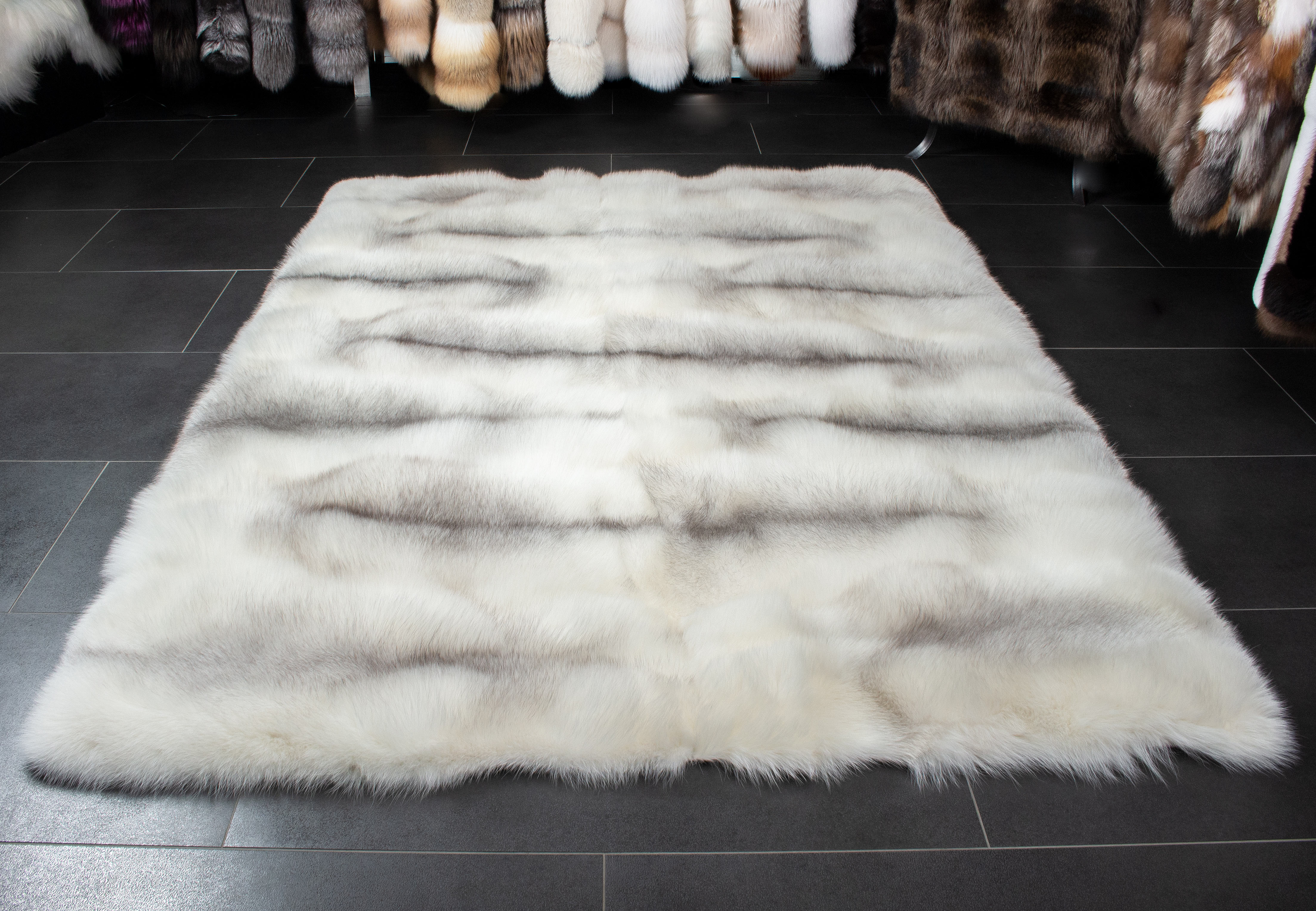 2-4960-Arctic-Marble-Frost-Fuchsteppich-Naturfell-Teppich Arctic Marble Frost Fuchsteppich