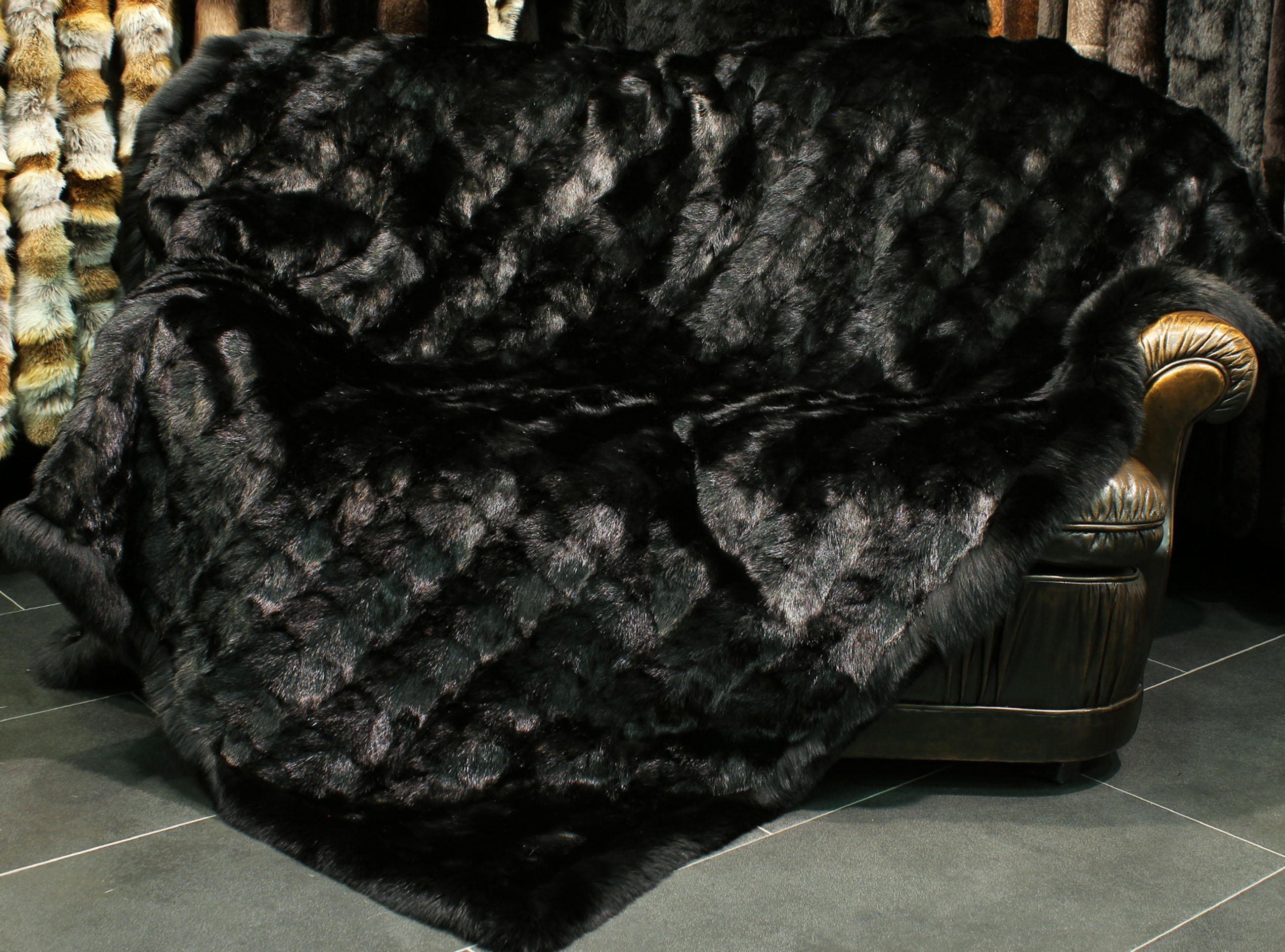 1220-bisam-pelzdecke-decke-schwarz-4 Bisam Pelzdecke in schwarz