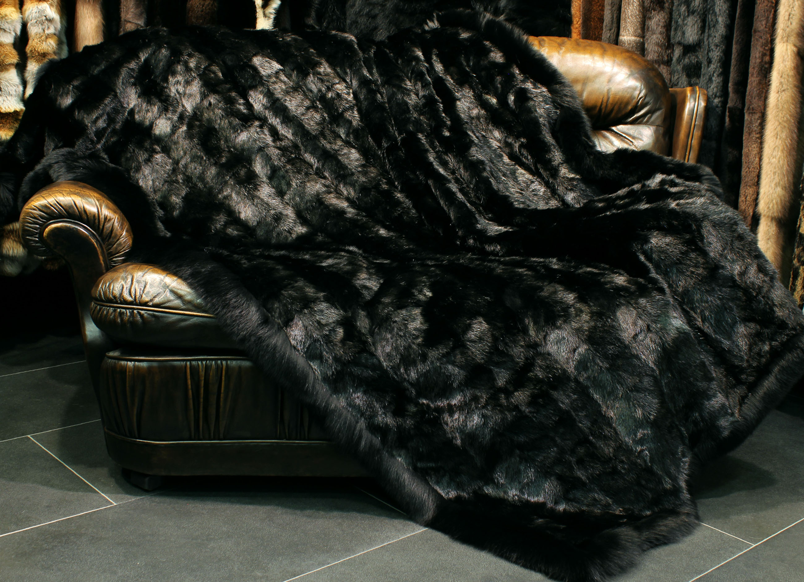 1220-bisam-pelzdecke-decke-schwarz-3 Bisam Pelzdecke in schwarz