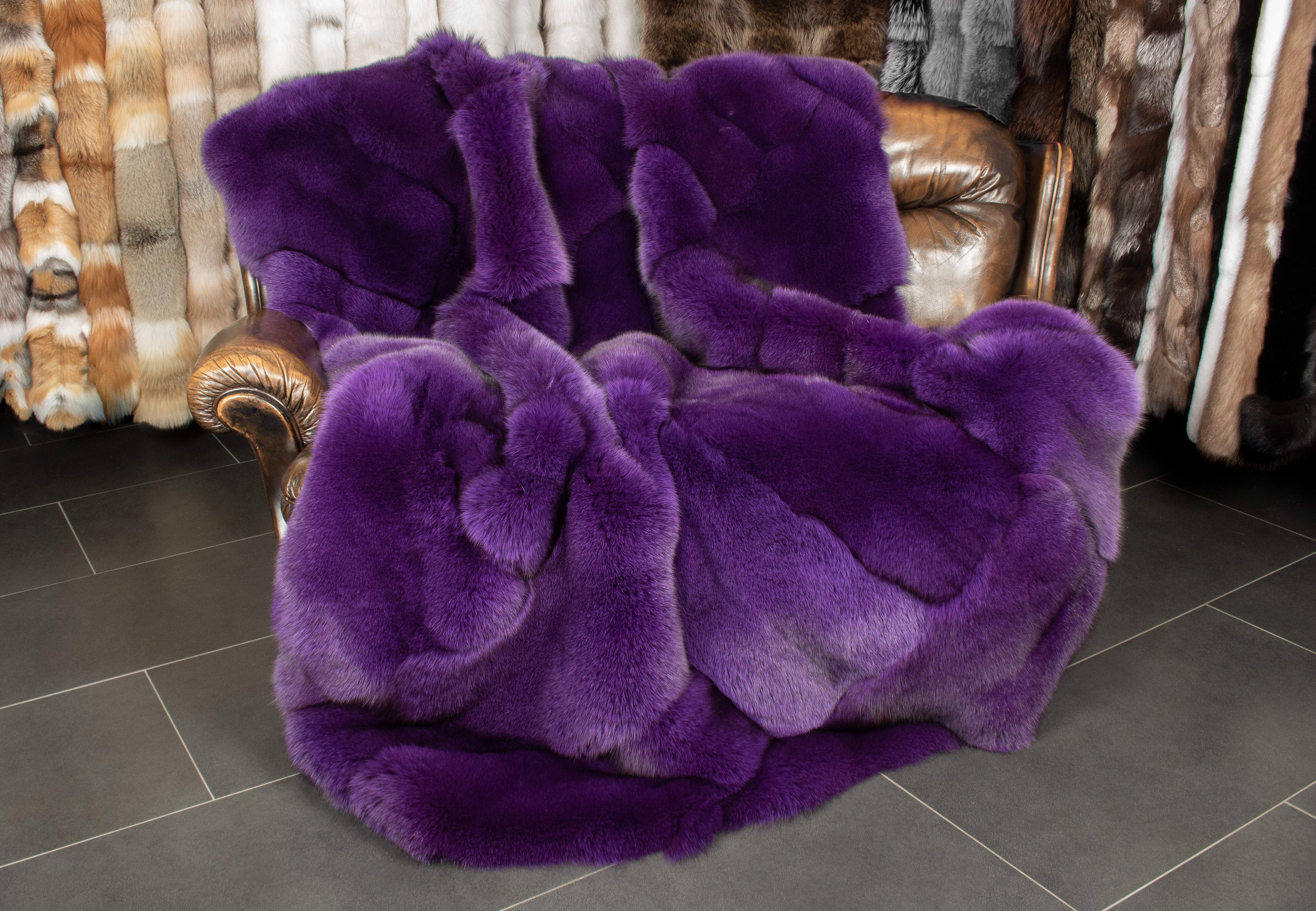 1-5253-Felldecke-Blaufuchsfellen-Indigo-Lila-Echtfell-Decke Felldecke aus Blaufuchsfellen "Indigo"