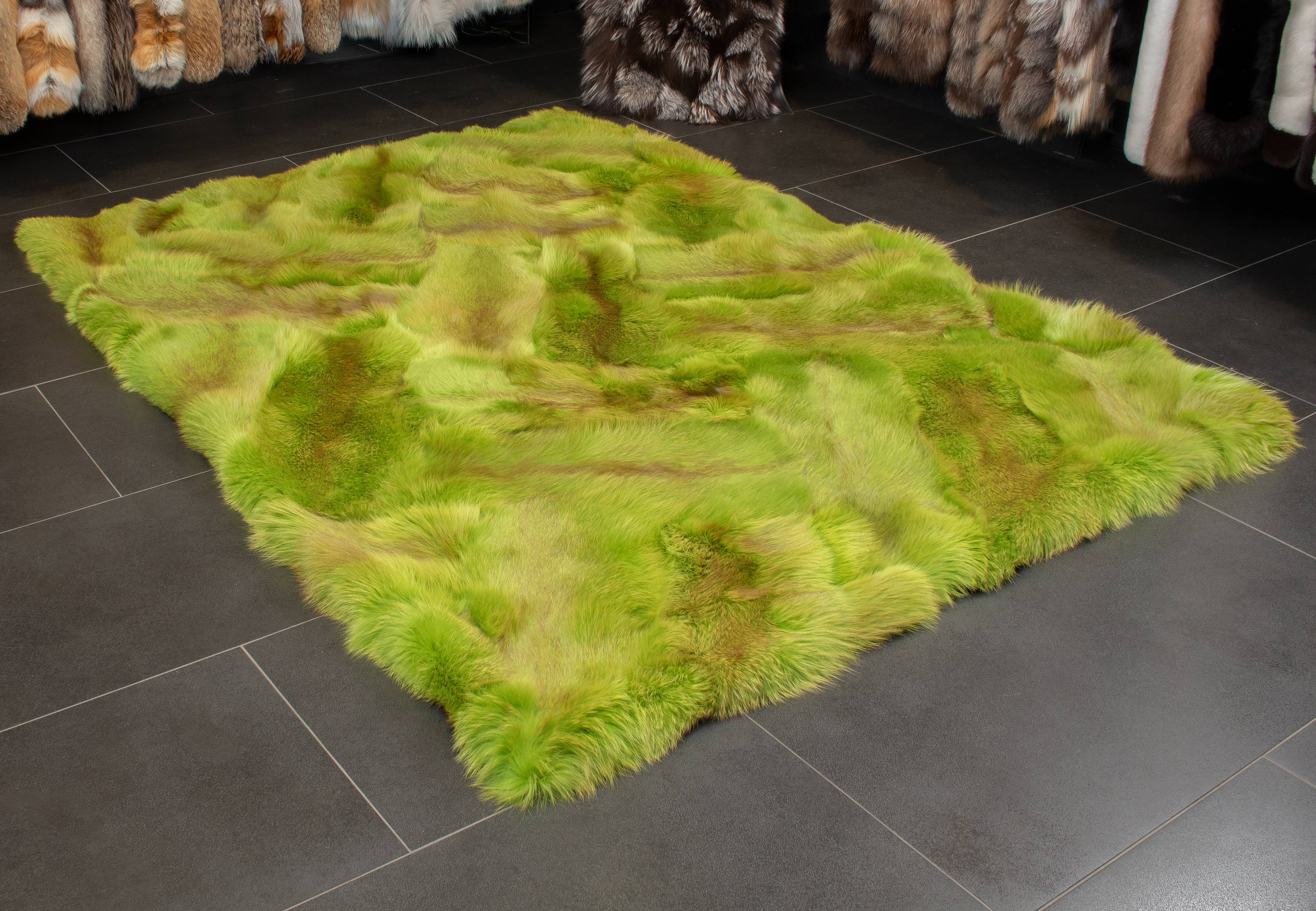 1-2290-Rotfuchsteppich-gr-n-Wildware-Teppich-Fellteppich Rotfuchsteppich in grün - 100% Wildware