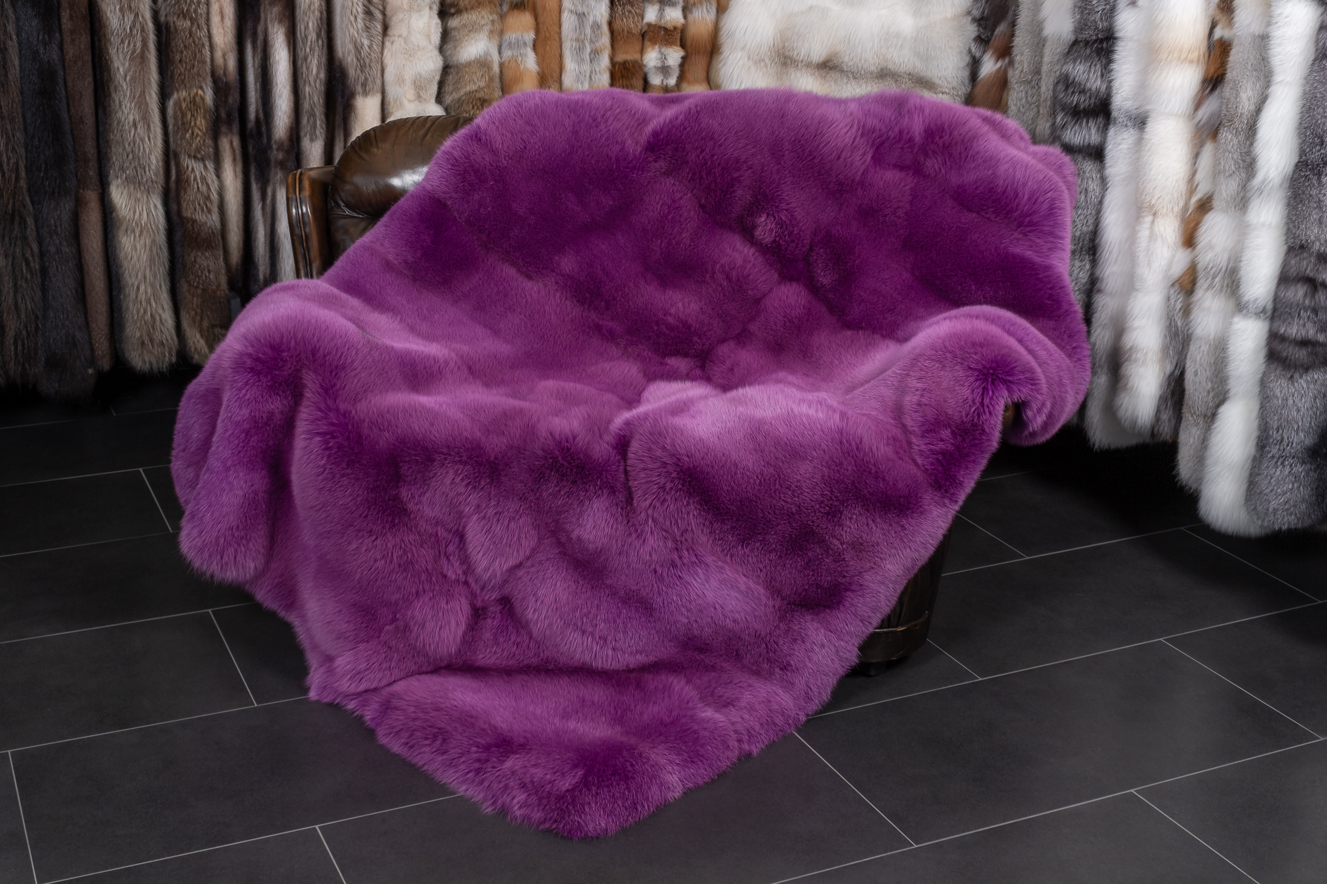 2-5435-Skandinavische-Shadow-Fuchs-Pelzdecke-in-Pink-Lars-Paustian Skandinavische Shadow Fuchs Pelzdecke in Pink