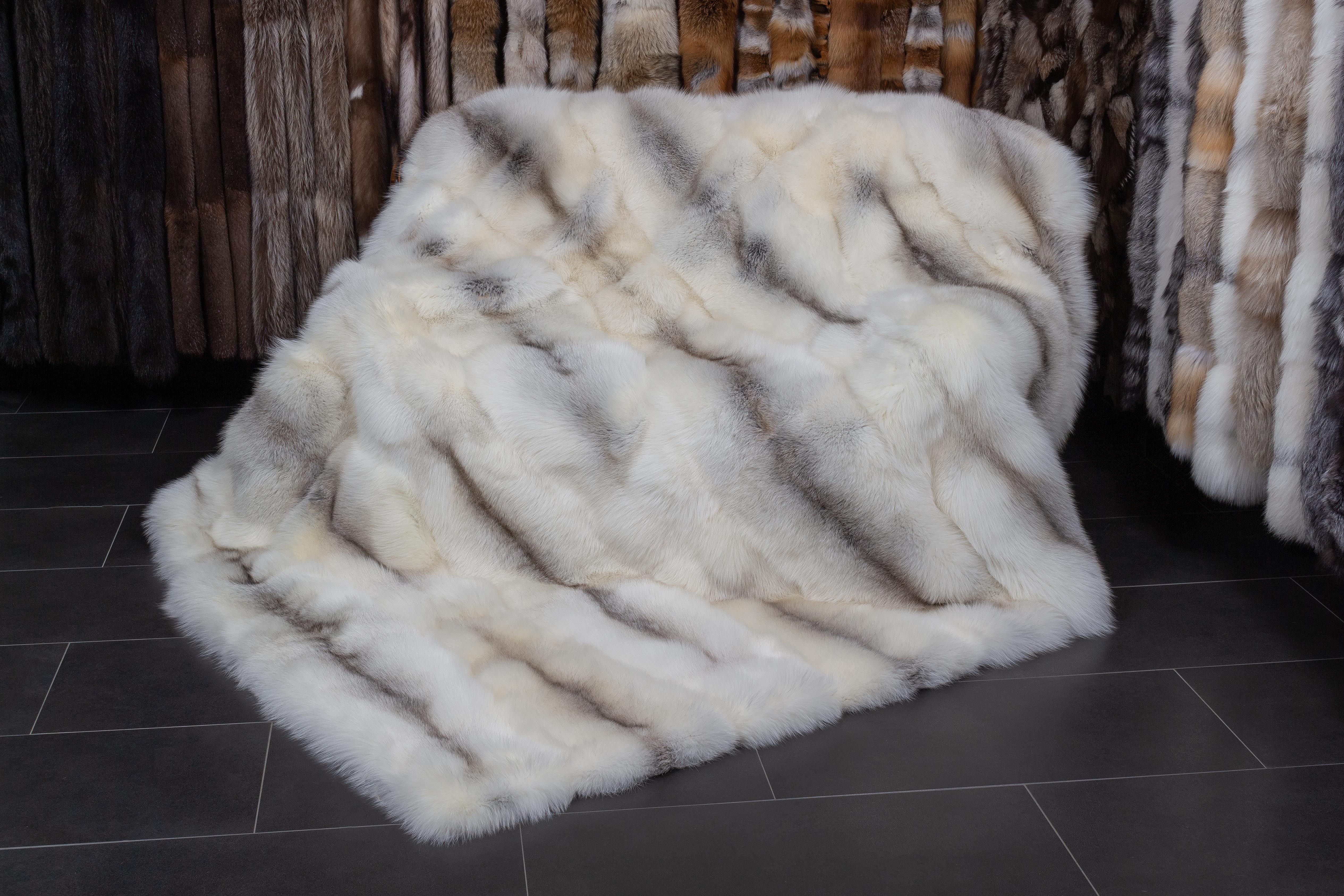 2-5049-Grosse-Fawnlight-Fuchs-Felldecke-Heller-Typ-Echtfelldecke Große Fawnlight Fuchs Felldecke - Heller Typ