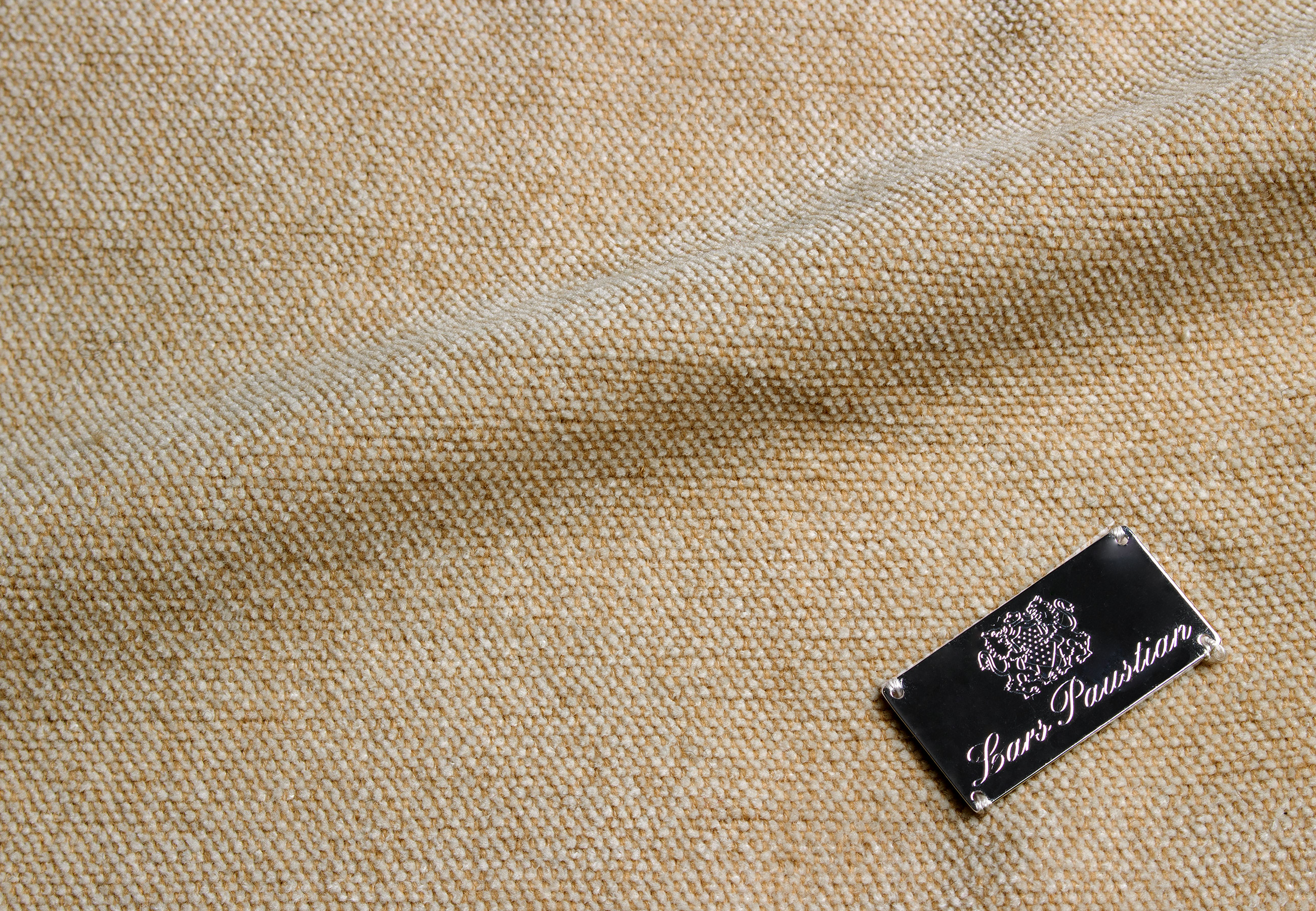 GW71088_Beiger-Wollstoff-Lars-Paustian Fawnlight Fuchsstücken Pelzdecke Creme