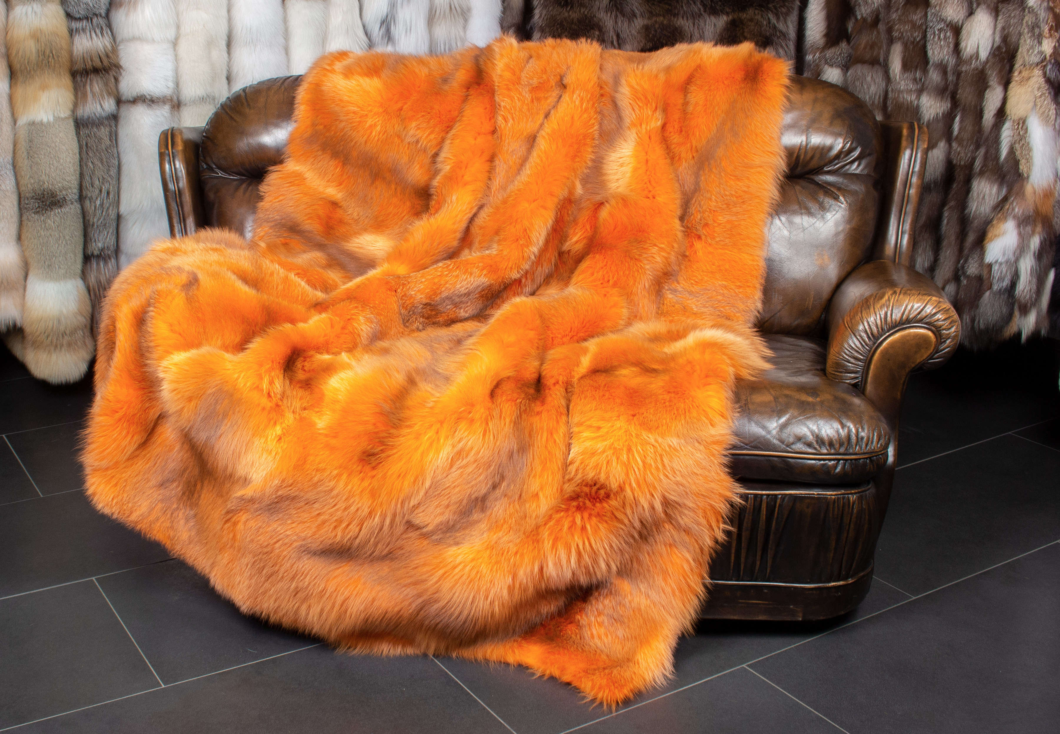 2-1374-Echtfelldecke-europaeischen-Rotfuchs-orange-Felldecke Echtfelldecke aus europäischen Rotfuchs in orange
