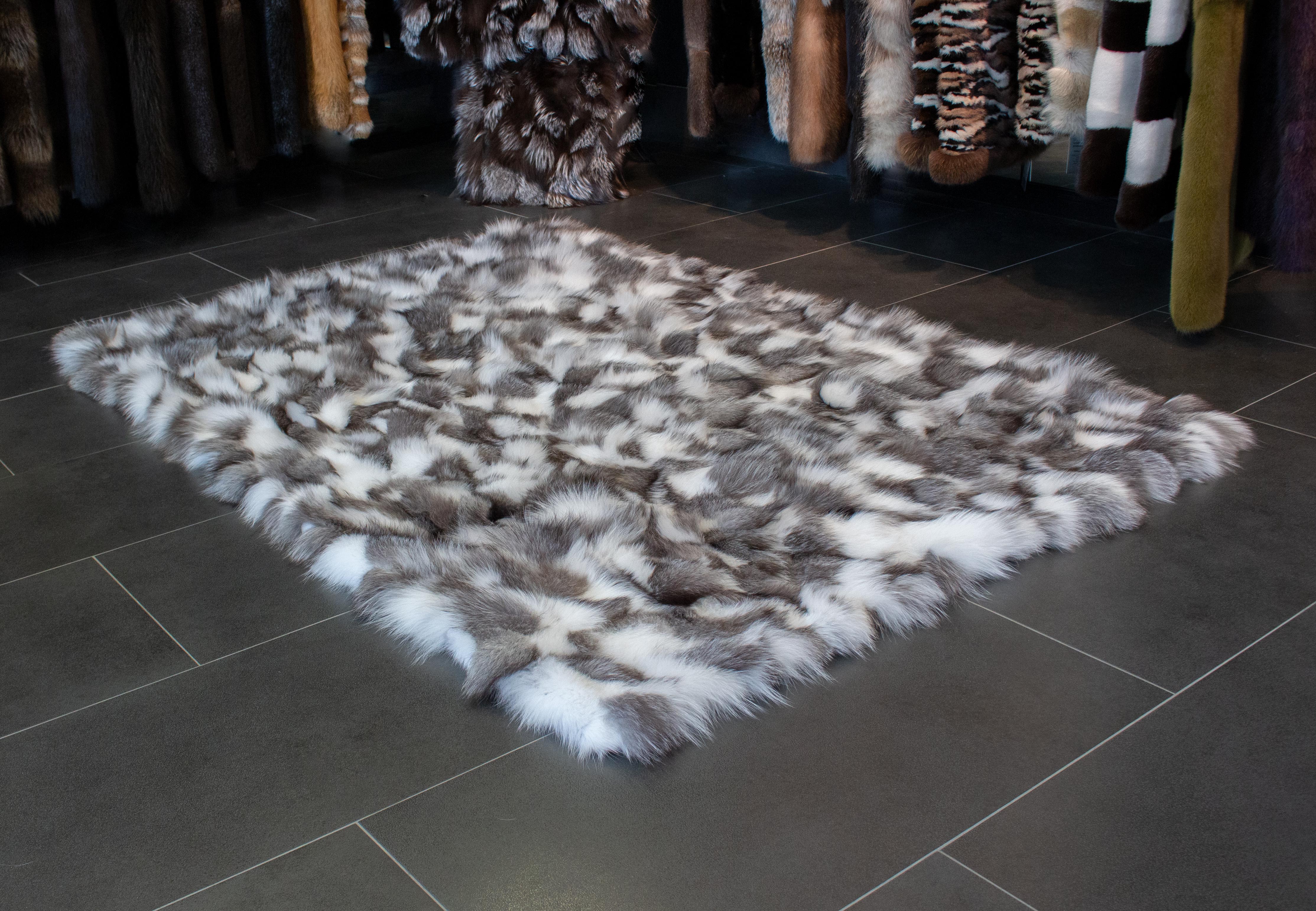 1-7962-Shadowfuchsseiten-Pelz-Teppich-Black-White Shadowfuchsseiten Pelz Teppich - Black and White