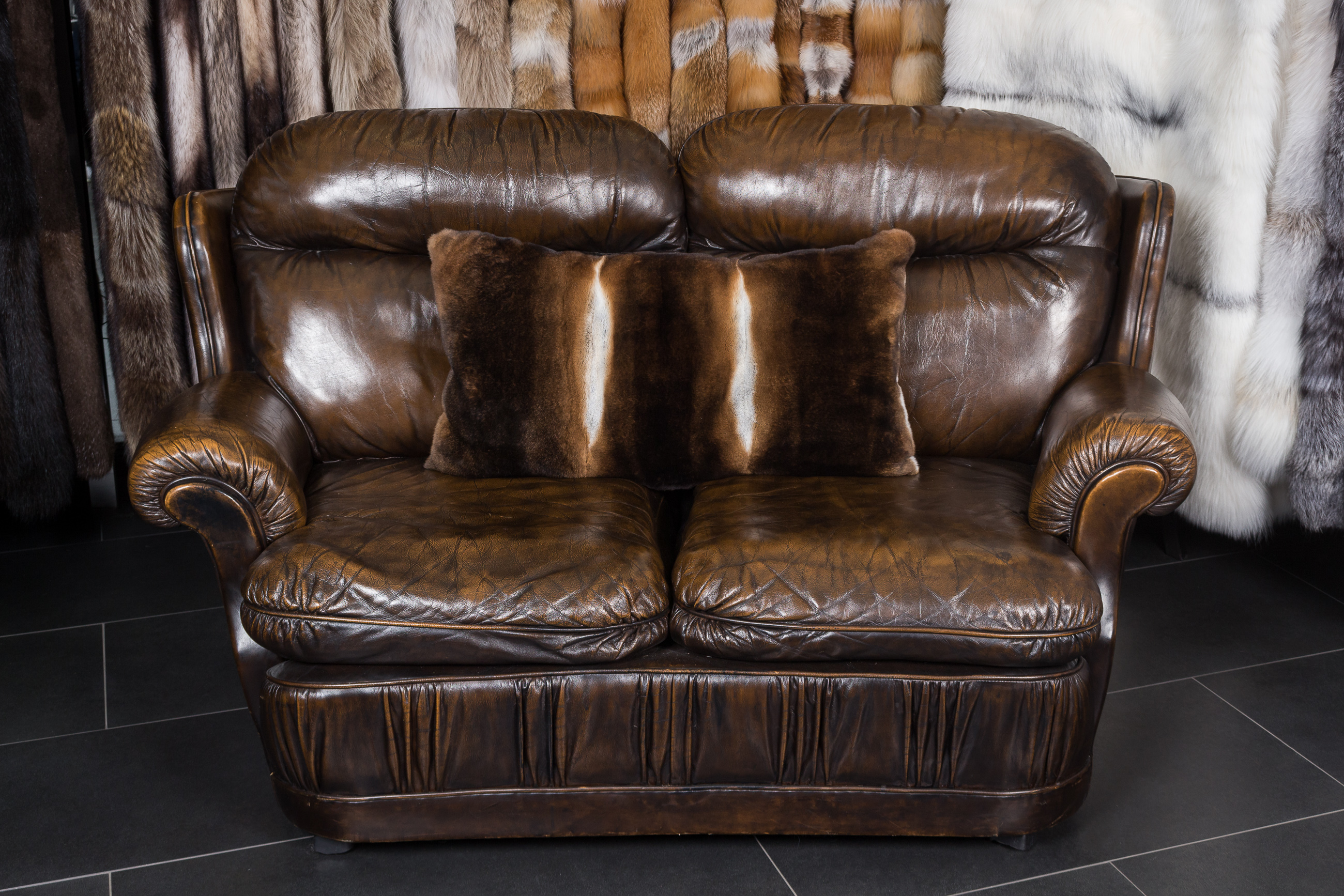 4-7671-Kaninchen-Kissen-Castor-Rex-Kanin Kaninchen Kissen aus Castor Rex Kanin