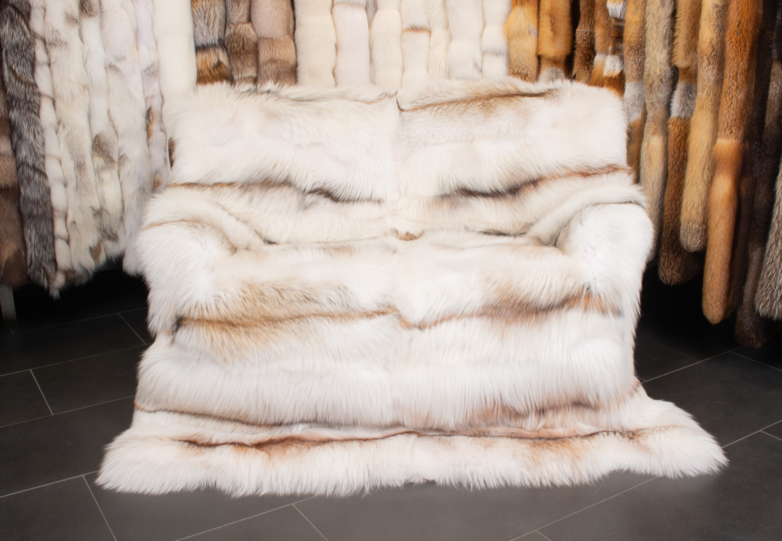 Arctic Marble Cross Fuchs Felldecke Arctic Marble Cross Fuchs Felldecke