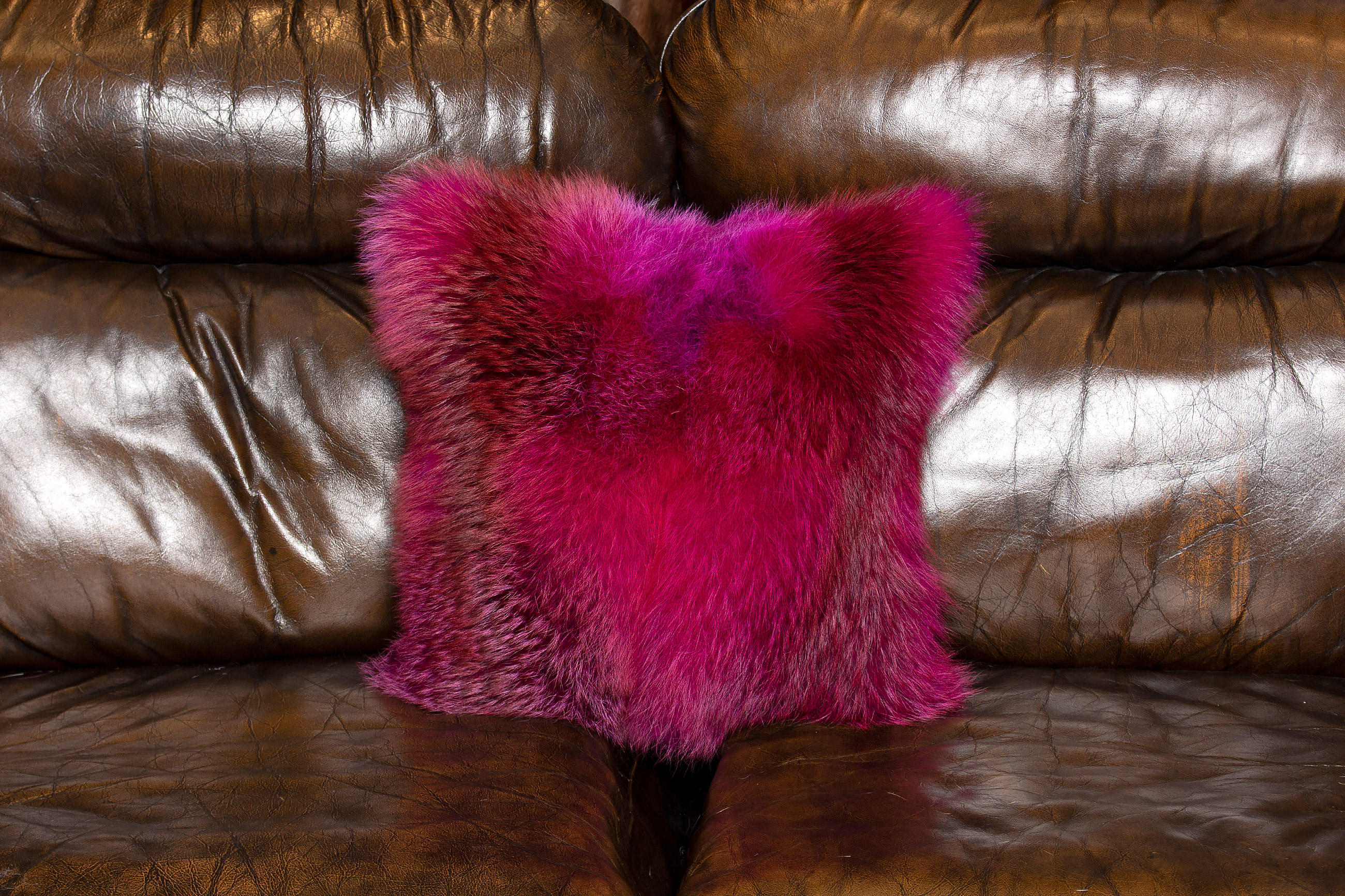 Echtfell Fuchs Kissen in Pink - Dark Type