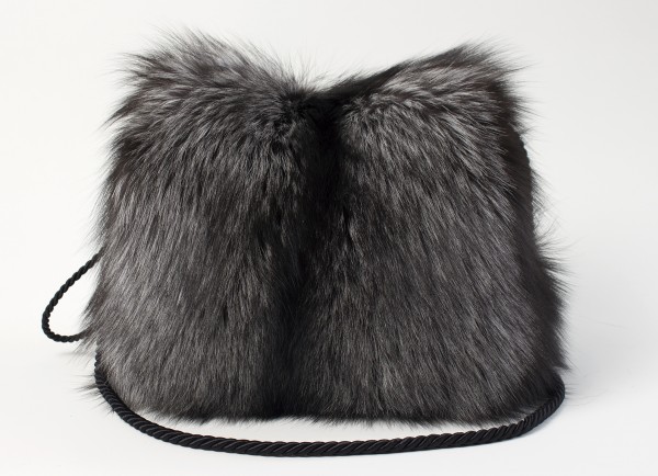 Silberfuchs Muff mit edler Kordel Silberfuchs Muff mit edler Kordel