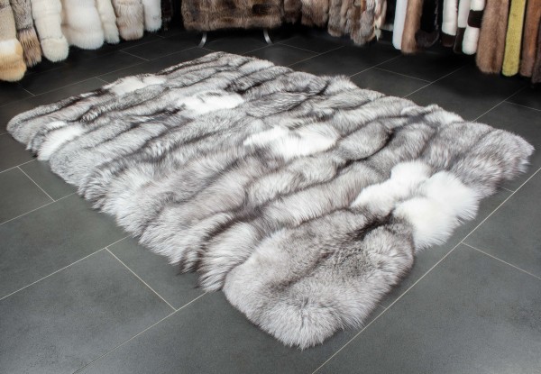 Platinum Fuchs Fellteppich